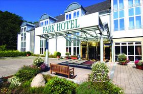 PARK HOTEL AHRENSBURG OHG